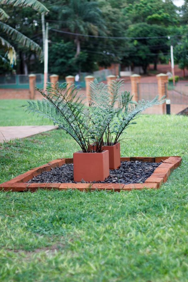 Cabanas Paseo Del Yacaratia Porto Iguaçu Exterior foto